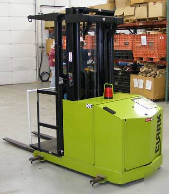 Clarklift order picker OP15 low 26HRS. electric
