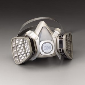 New wise half facepiece respirator 5201 medium vapor