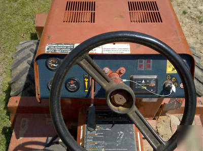 '04 ditch witch 3700 dd trencher sliding boom/sideshift