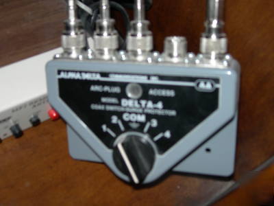 Jrc nrd-525 communication receiver with external speake