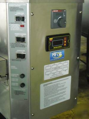 Lincoln 1000 double conveyor remanufactured pizza oven