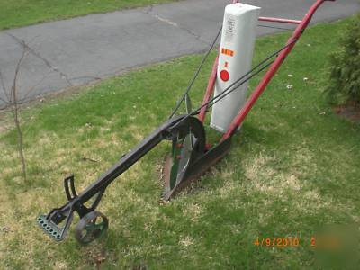 Vintage oliver 8990 plow tractor horse yard implement