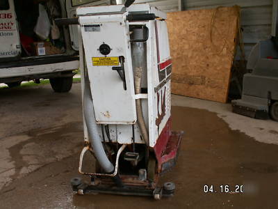 Advance 20B-2 automatic scrubber 24VOLT battery works