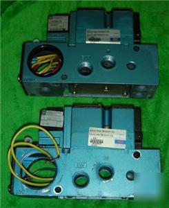 2 mac 4 way pneumatic hydraulic valve pilot operator