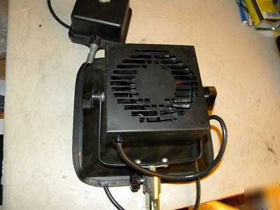 O.c. white esd safe absorber fan (no stand)