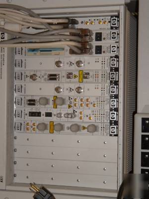 Hp 75000 E1401A vxi mainframe complete modules 1181A ^