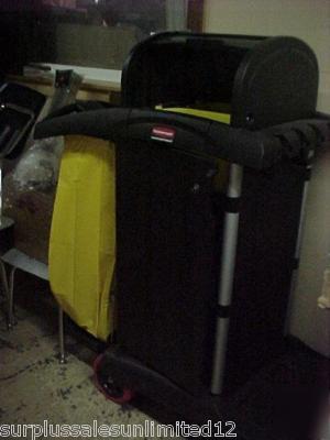 Rubbermaid high security janitor cart model RCP9T75