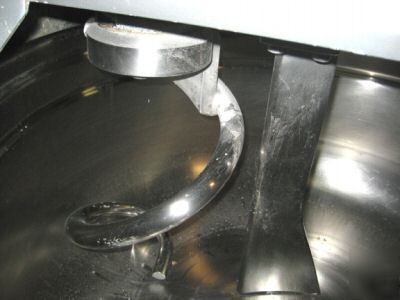 3 phase 208V, moline machinery spiral dough mixer 6480 