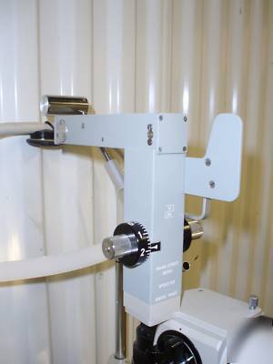 Topcon sl-2D slit lamp with goldmond 870 tonometer