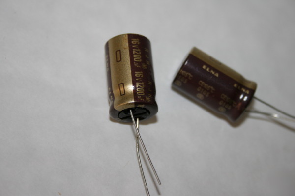 1200UF 16V 105 degree elna rjh radial capacitor FBA14B