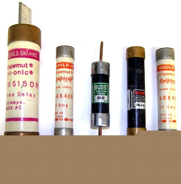 Lot gould shawmut buss fusetron TRS150R fuse time delay