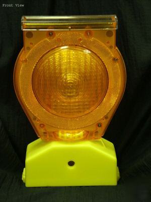 Solar flash barricade safety lights blue