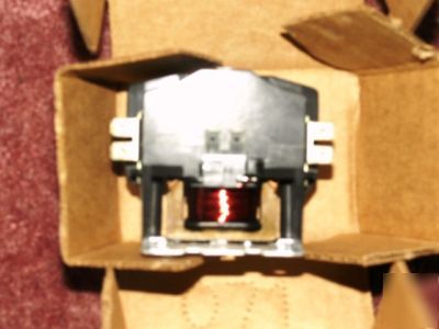 New trane ctr 1146 contactor in box