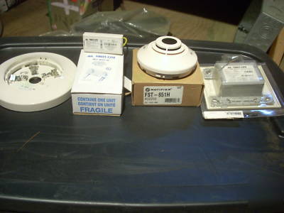 Programable fire alarm devices