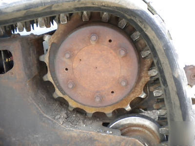 2004 bobcat T300 track skid steer size cat 287B, 299C