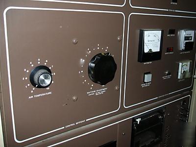Atlas es-25 xenon weatherometer. nice machine 