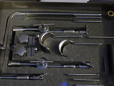 New automatic retractor set - never used 